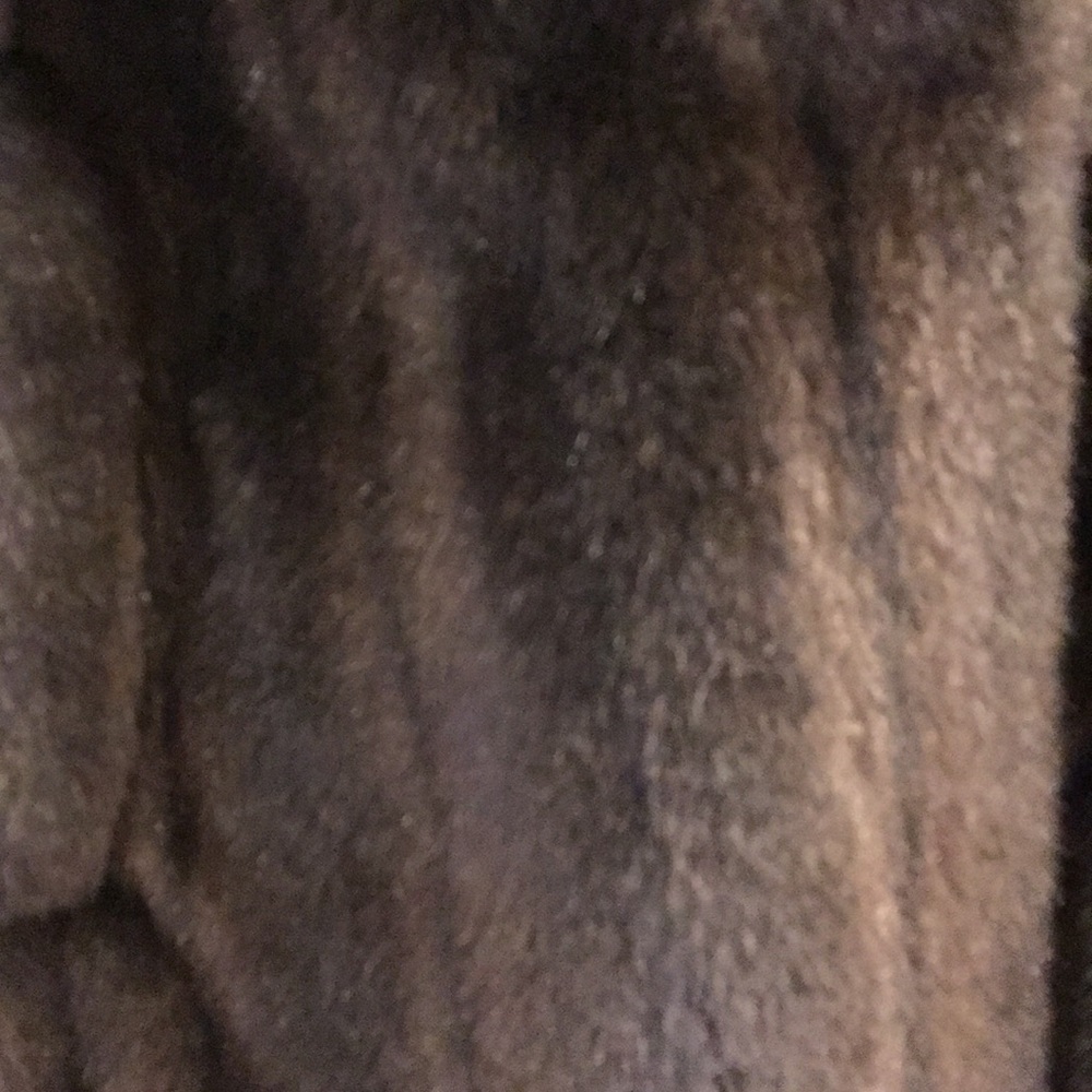 Coat - Picture 6 of 7